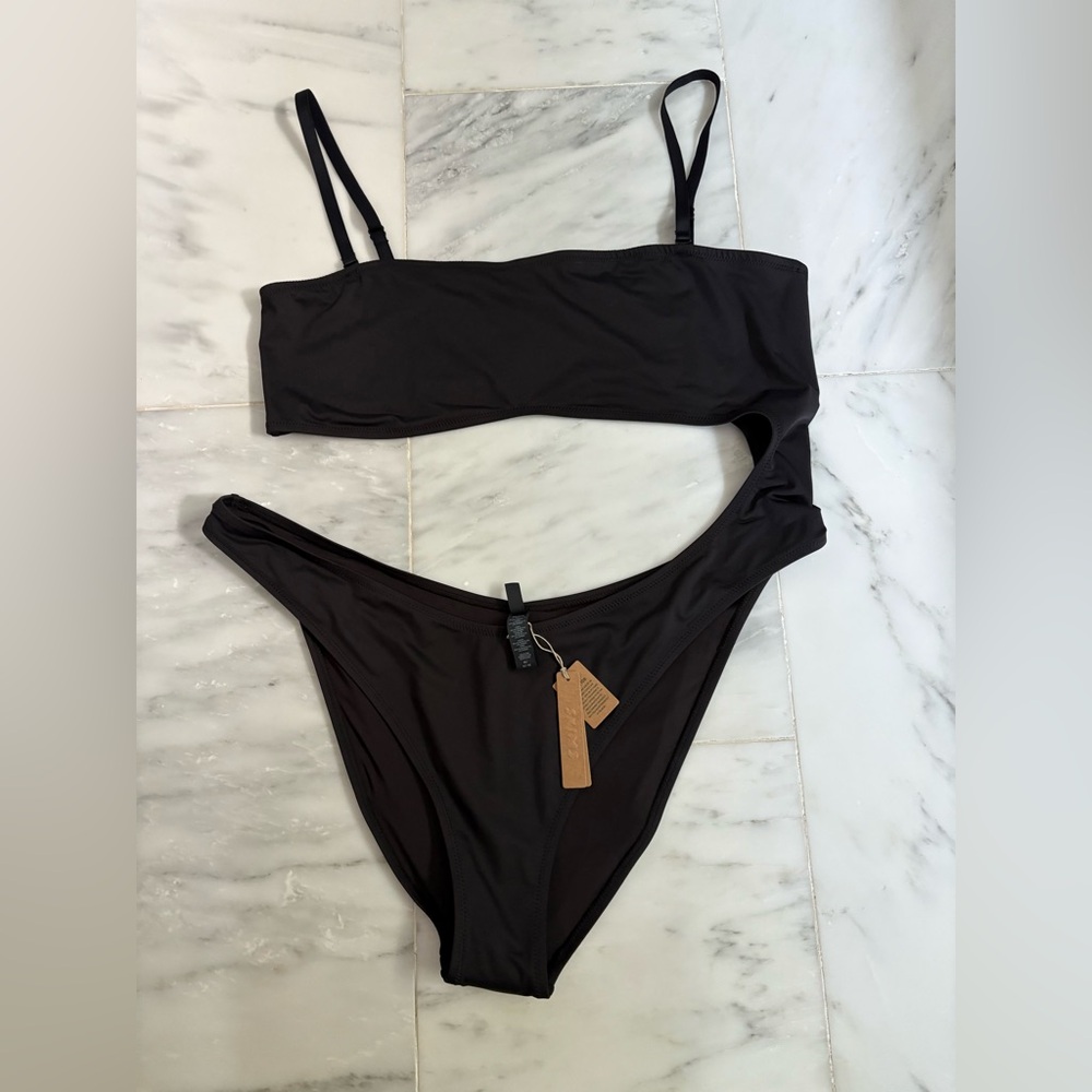 SKIMS 1 Piece Sexy Strapless Monokini Swimsuit Onyx Black 4x